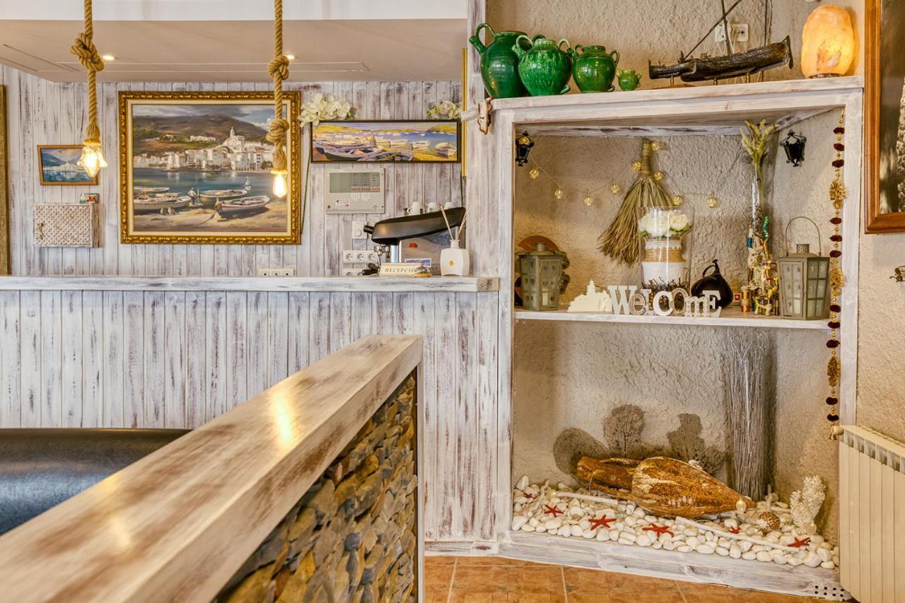 La Fonda Bed and Breakfast Cadaqués Εξωτερικό φωτογραφία