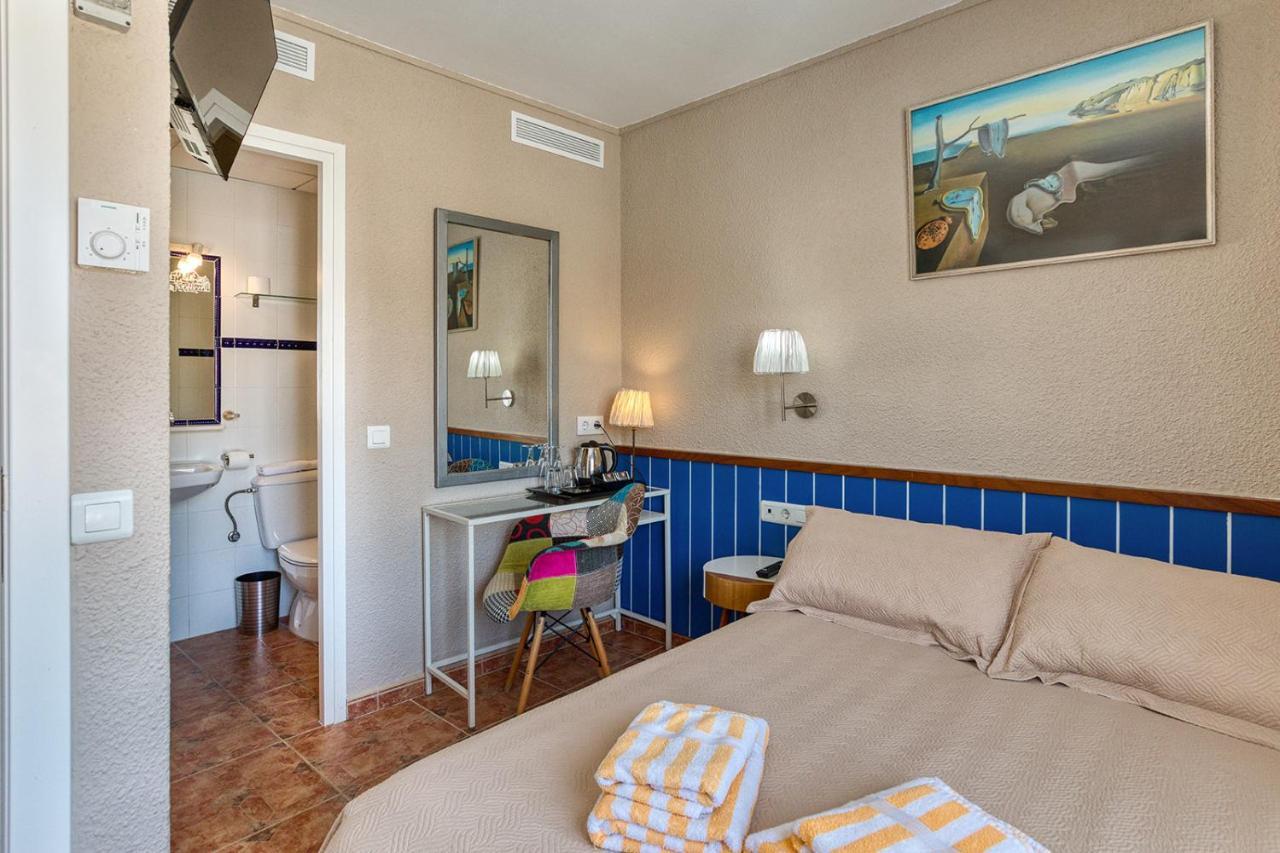 La Fonda Bed and Breakfast Cadaqués Εξωτερικό φωτογραφία